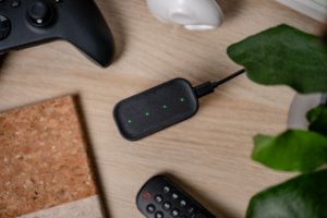 Ładowarka 4-kanałowa Newell do akumulatorów Li-ion + 4 akumulatory Li-ion AA 2200 mAh 13