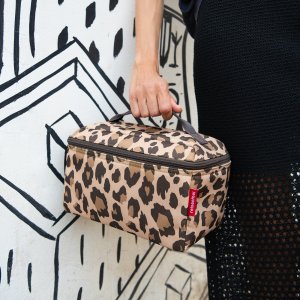 Reisenthel Beautycase Leo Macchiato 2