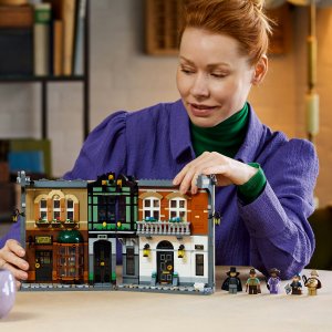 LEGO Icons Sherlock Holmes: Book nook (10351) 3