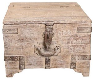 Antique Skrzynia teak 2