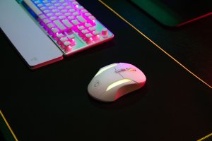 Turtle Beach Kone II Air Gaming-Maus. wei 2