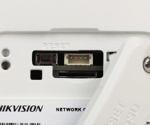 KAMERA IP DS-2CD2T43G2-2LI(2.8MM)/PL Smart Hybrid Light AcuSense - 4Mpx Hikvision 2