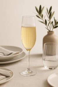 Kieliszek do szampana 260 ml Sarah Waterfall/optyk 1