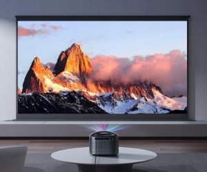 NexiGo TriVision Ultra przenośny projektor laserowy 4K Tri-LED 3