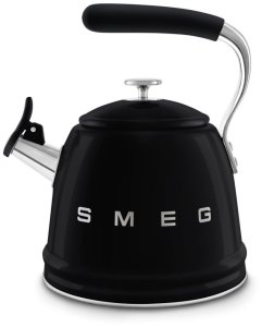 Czajnik tradycyjny z gwizdkiem Smeg WKF01BL Czarny   Styl Retro, 1,7L 1