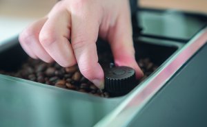 Ekspres ciśnieniowy Unold Luca 28835 8