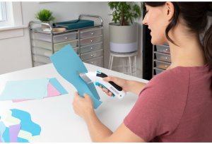 BLACK+DECKER NOŻYCE 3,6V USB BCSC115 4