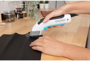 BLACK+DECKER NOŻYCE 3,6V USB BCSC115 5