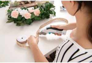 BLACK+DECKER NOŻYCE 3,6V USB BCSC115 9