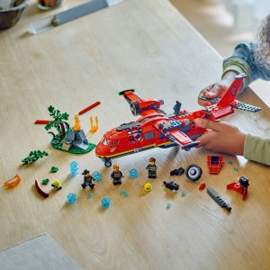 LEGO City Strażacki samolot ratunkowy 3 szt. (60413) 8