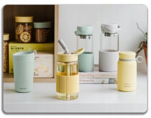 BUYDEEM Szklana butelka ze słomką 500 ml, model CD1017, kolor Mellow Yellow 5