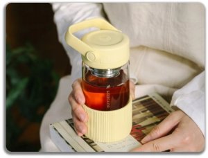 Mellow Yellow BUYDEEM Szklana butelka z zaparzaczem 300ml, model DG42, kolor 4