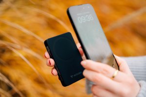 Verbatim Essential Power Bank magn.wirel. 10000mAh schw. 32227 4