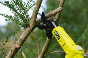 Sekator XXX_black & decker (Black&Decker) RY18PLA-0 nożycowy 6