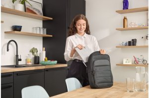 EQ Backpack 16", Black 11