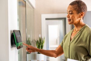 POLY TC10 BLACK TOUCH/CONTROLLER NO RADIO GSA/TAA 5