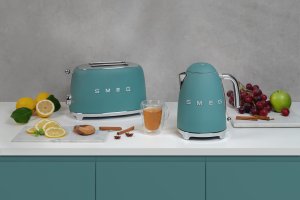 SMEG Kettle (KLF03EGMEU) matt emeraldgreen 11