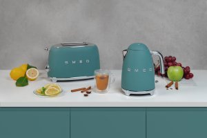 SMEG Kettle (KLF03EGMEU) matt emeraldgreen 10