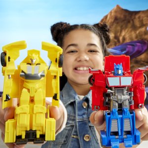 TRANSFORMERS Earthspark Figure 1 step smash 3