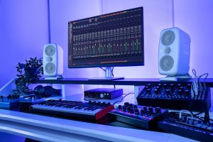 IK iLoud MTM MKII WHITE - Monitor Aktywny 10