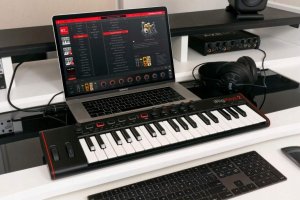 IK Multimedia IK iRig Keys 2 - Klawiatura sterująca 9