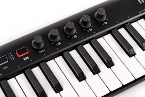 IK iRig Keys 2 Mini - Klawiatura sterująca 8