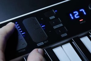 IK iRig Keys I/O 25 - Klawiatura sterująca 13