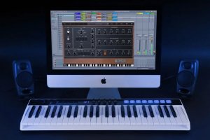 IK iRig Keys I/O 49 - Klawiatura sterująca 14