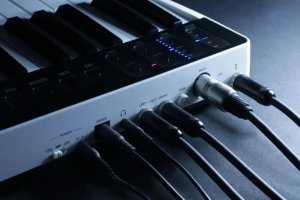 IK iRig Keys I/O 49 - Klawiatura sterująca 15