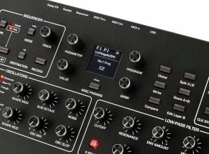 Sequential Prophet Rev2 8-voice 10