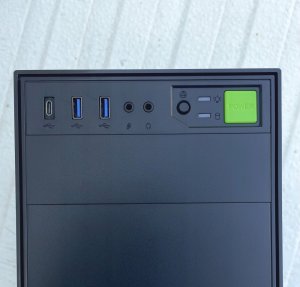 EUROCASE skříň ML N6-500B, Midi Tower, 1xUSB-C, 2xUSB 3.0, 2x audio, bez zdroje 3