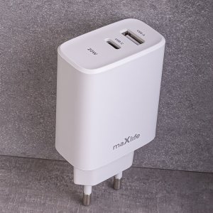 Maxlife ładowarka sieciowa PD QC MXTC-10-20AC 1x USB-C 1x USB 20W biała 7