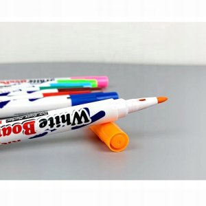 ZESTAW PISAKÓW MARKERÓW 12 sztuk TABLIC SUCHOŚCIERALNYCH MAGICZNE NA WODZIE 4