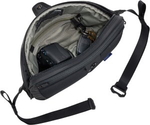 Thule Tact Crossbody 5L - Black, 3205290 | Thule 6