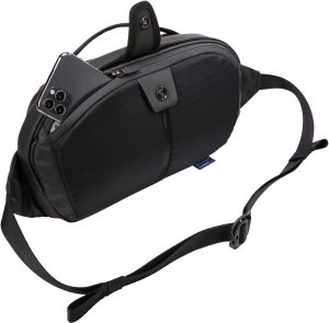 Thule Tact Crossbody 5L - Black, 3205290 | Thule 7