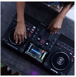 Numark Mixstream Pro+ Music Standalone DJ 4