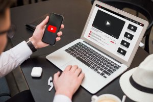 Odświeżacz powietrza z kamerą Wi-Fi Avada W2 8