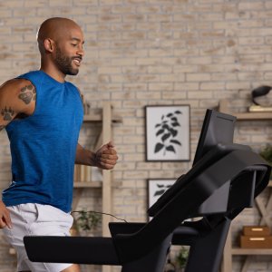 Bieżnia elektryczna Carbon Pro 2000 ProForm z wyświetlaczem dotykowym 9