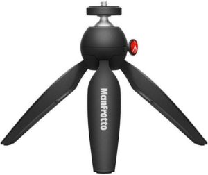 Sennheiser MKE 400 MOBILE KIT - Mikrofon pojemnościowy, superkardioidalny, wyposażony w filtr dolnoprzepustowy ze statywem Manfrotto 3