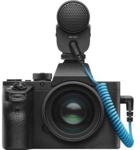 Sennheiser MKE 400 MOBILE KIT - Mikrofon pojemnościowy, superkardioidalny, wyposażony w filtr dolnoprzepustowy ze statywem Manfrotto 6