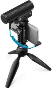 Sennheiser MKE 400 MOBILE KIT - Mikrofon pojemnościowy, superkardioidalny, wyposażony w filtr dolnoprzepustowy ze statywem Manfrotto 8