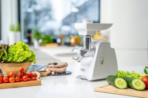 Meat grinder Zelmer ZMM5802P 10