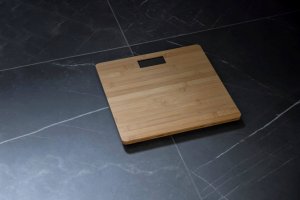 Waga łazienkowa BAMBUSA, elektroniczna, bambusowa, 30 x 30 cm, WENKO 4