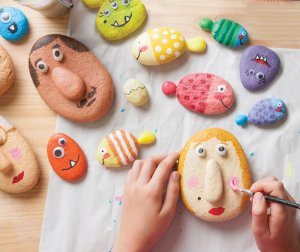 Malowanie naskalne: 3 skały + 6 farb + pędzel + oc 7