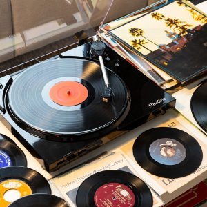 Gramofon Audizio Gramofon RP310 z wkładką Audio-Technica czarny one size 16