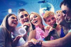 Mikrofon z głośnikiem do karaoke Party KAMIC kolor czarny one size 8