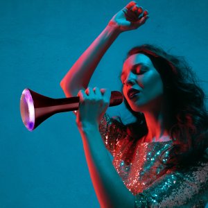 Mikrofon z głośnikiem do karaoke Party KAMIC kolor czarny one size 9