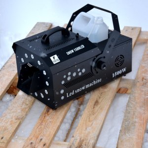 Wytwornica śniegu LED 1500W Snow 1500LED DMX pilot one size 12