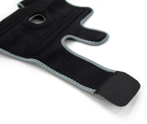 Body Sculpture Stabilizator na kolano (BNS 7205E) 3