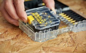 Stanley Zestaw końcówek i nasadek udarowych 1/4" z 2 uchwytami magnetycznymi 55 szt. (STA88559-XJ) 7